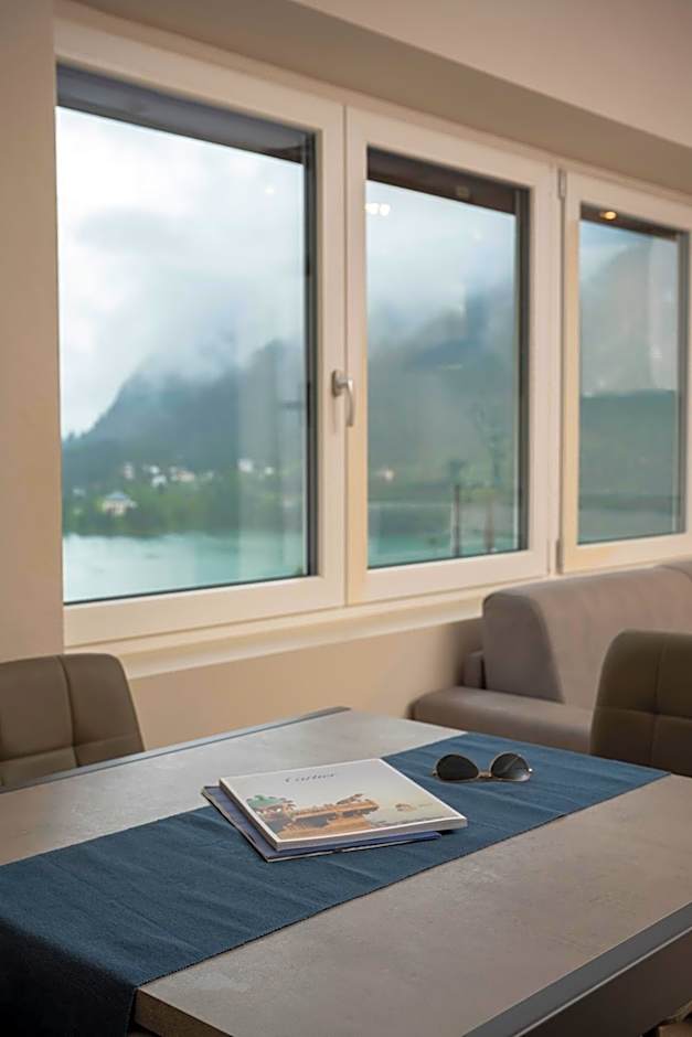 SnowLake Suite & Apartment