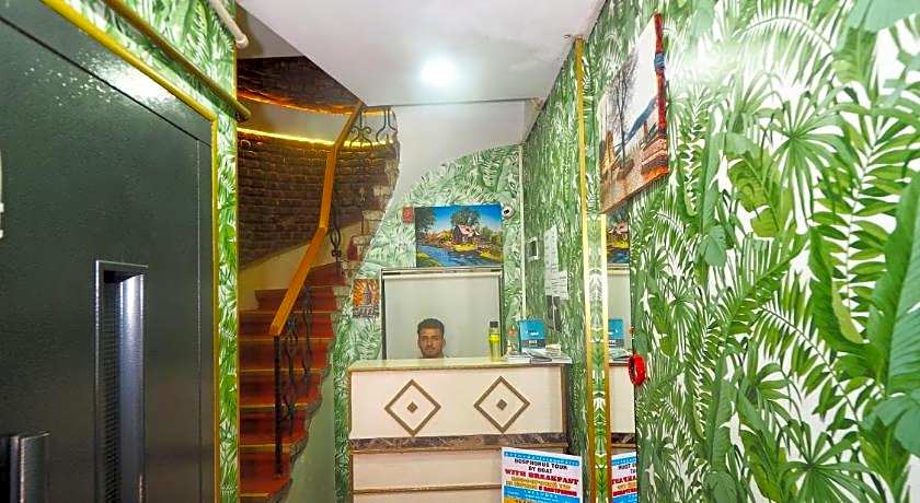 RENOVA OLD CiTY HOTEL