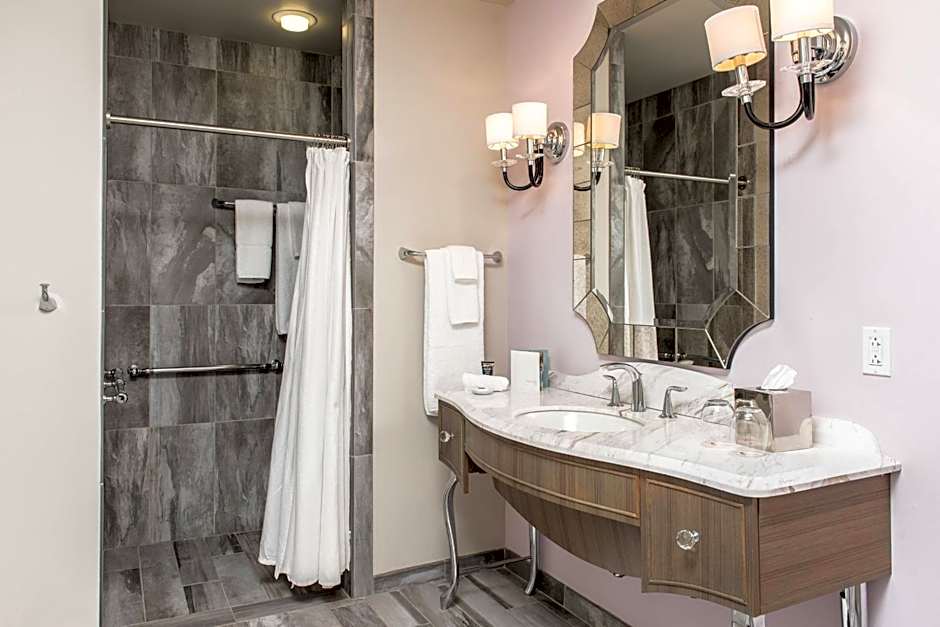 Grand Bohemian Mountain Brook, Autograph Collection