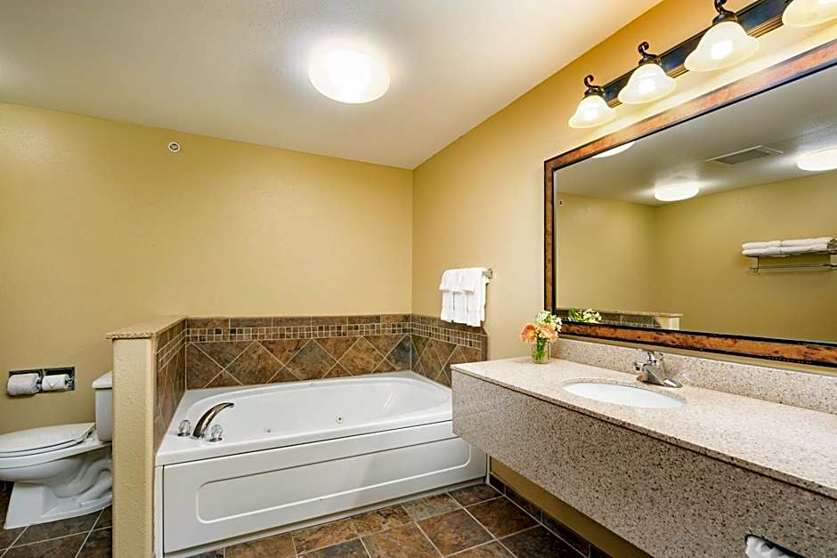 Best Western Plus Kelly Inn & Suites
