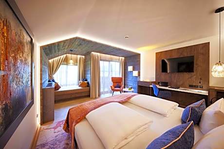 AlpenGluehen Design Junior Suite