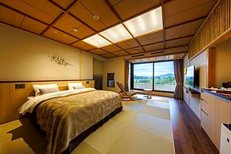 Deluxe Double Room with Shower