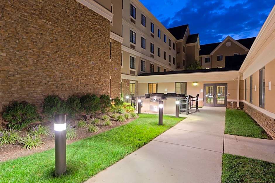 Staybridge Suites Chantilly Dulles Airport By IHG