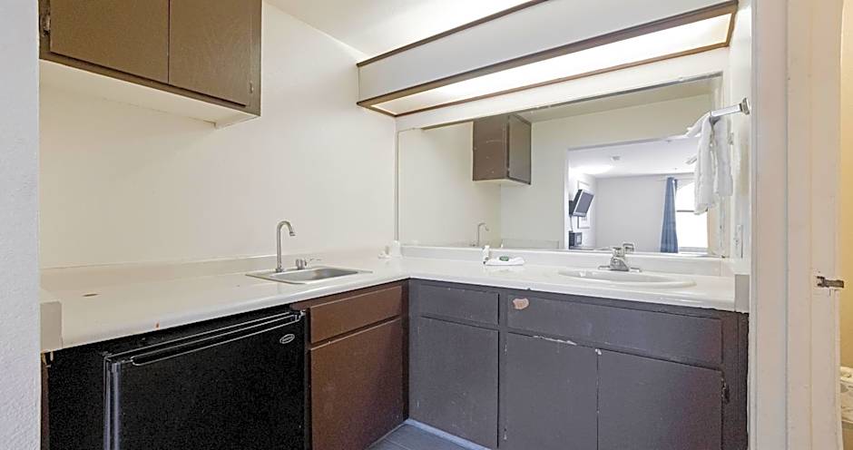 Budget Inn and Suites Stockton Yosemite