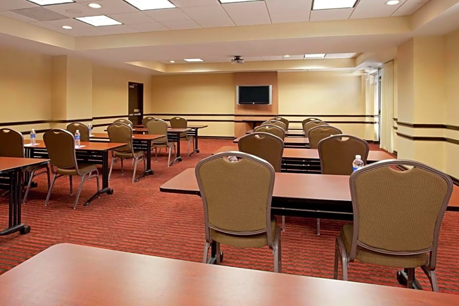 Hyatt Place Tulsa South Medical District
