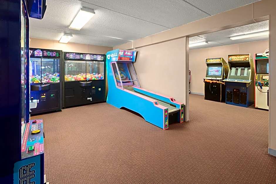 Ramada Hotel & Conference Center by Wyndham Grayling