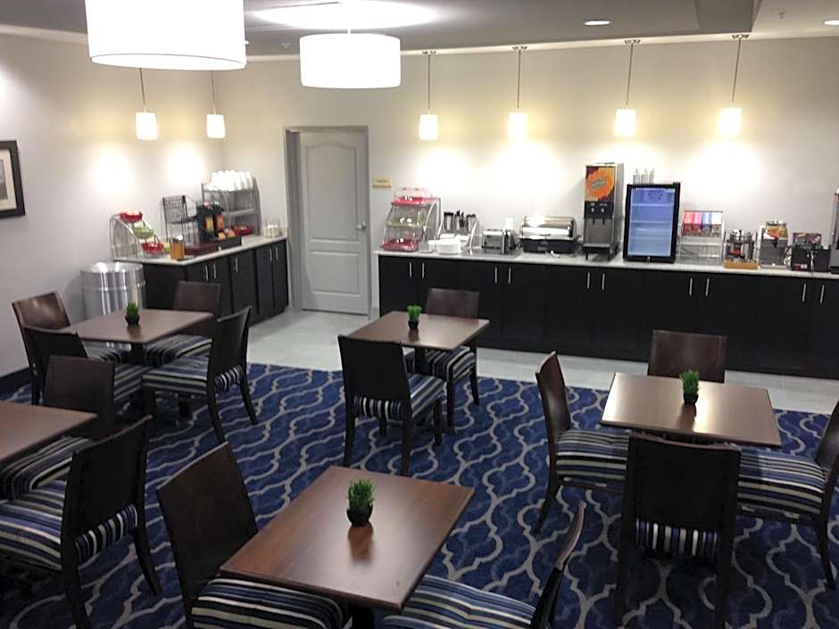 Hawthorn Extended Stay by Wyndham Midland