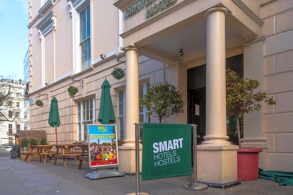 Smart Hyde Park View Hostel