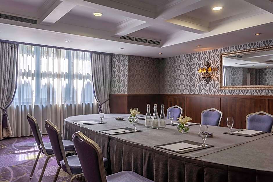 Clontarf Castle Hotel