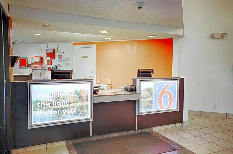 Motel 6-Albany, NY