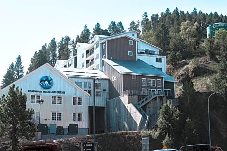 Holiday Inn Resort Deadwood Mountain Grand, an IHG Hotel