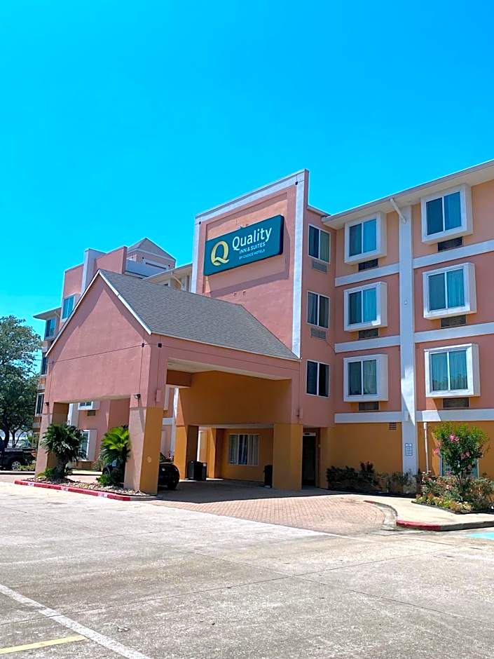 Quality Inn and Suites Westchase