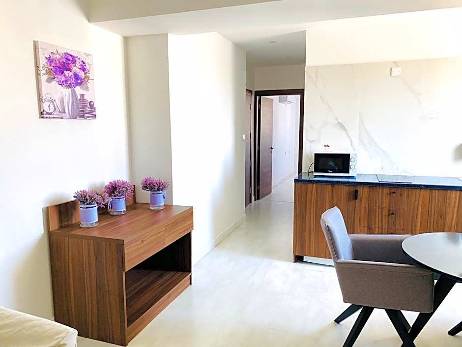 Eleonora Hotel Apartments
