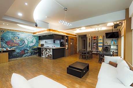 龍家民宿 The Laid-back Dragon Lodge