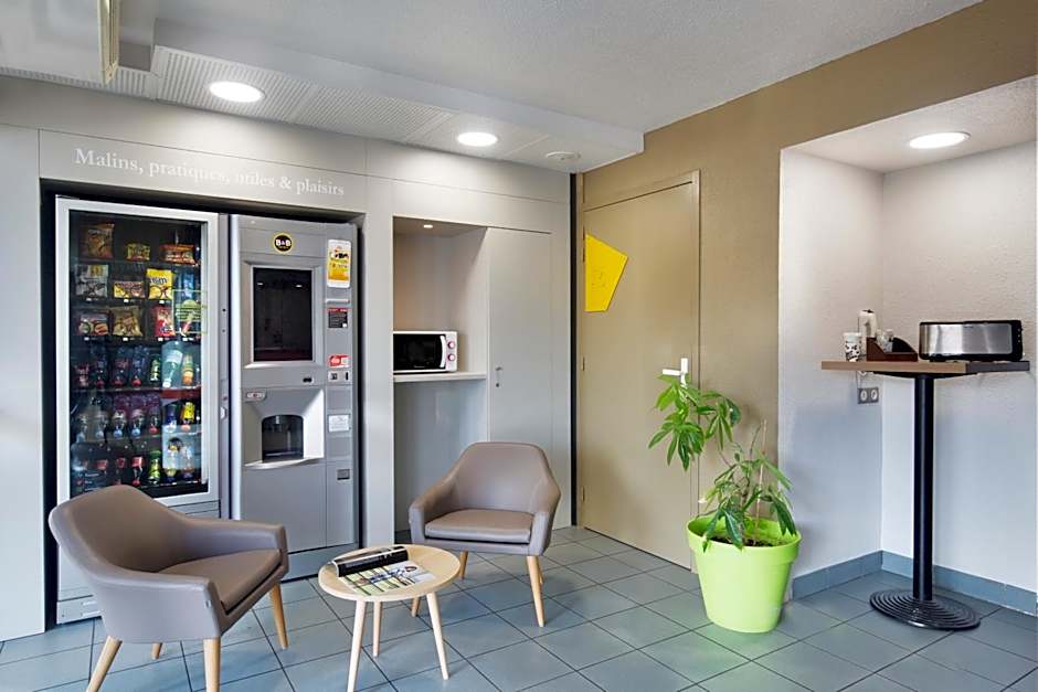 B&B HOTEL Lyon St Priest