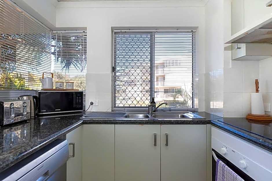 Surfside at Buddina with Direct Beach Access