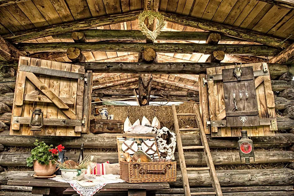 Bauernhofhotel "die Unterbergerin" - Zimmer mit Frühstück und Ferienwohnungen in Gastein mit GRATIS Thermeneintritt