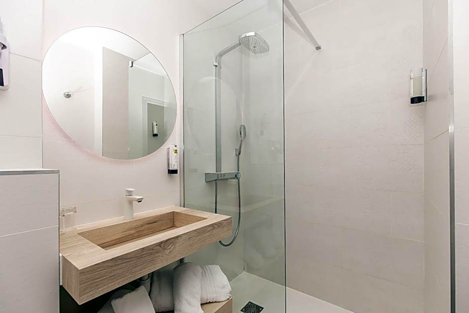 Logis Hôtel de France - Face à la Mer