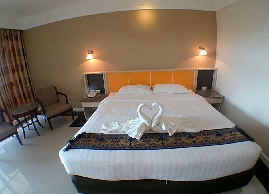 Tonkoon Hotel