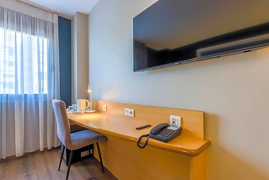 Travelodge Madrid Alcala de Henares