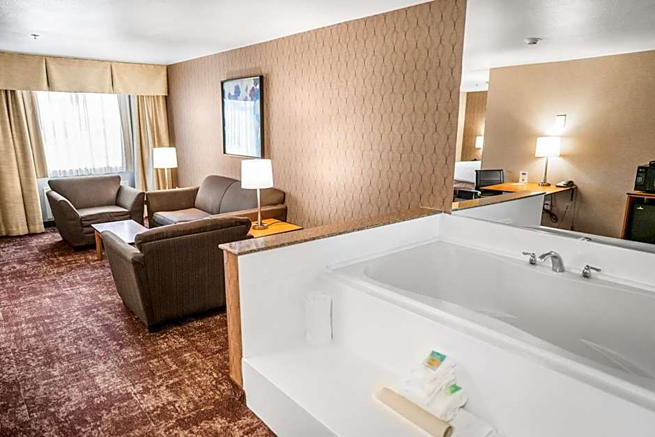 Crystal Inn Hotel & Suites - West Valley City