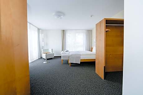 Comfort Double Room with Balcony - Annex