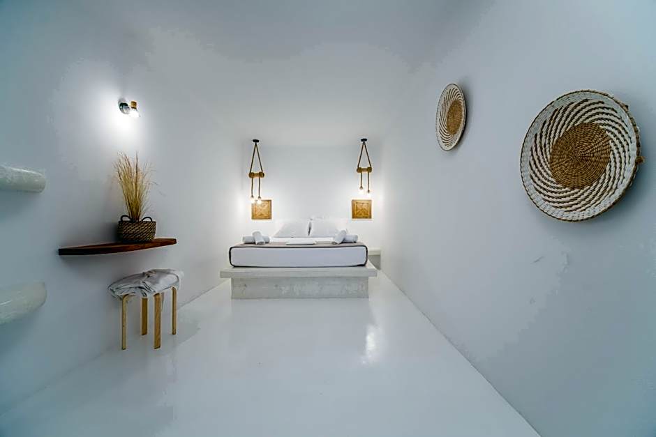 Amethyst Luxury Suites Oia