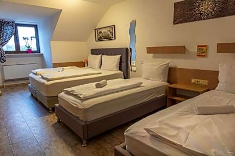 Studio Apartment 4 bed room without Balcony