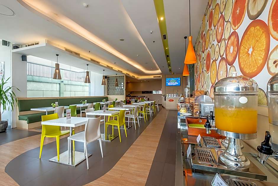 Zest Hotel Jemursari