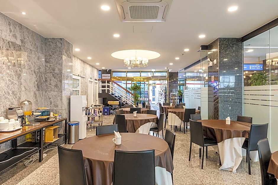 Gimpo Pentastar Hotel
