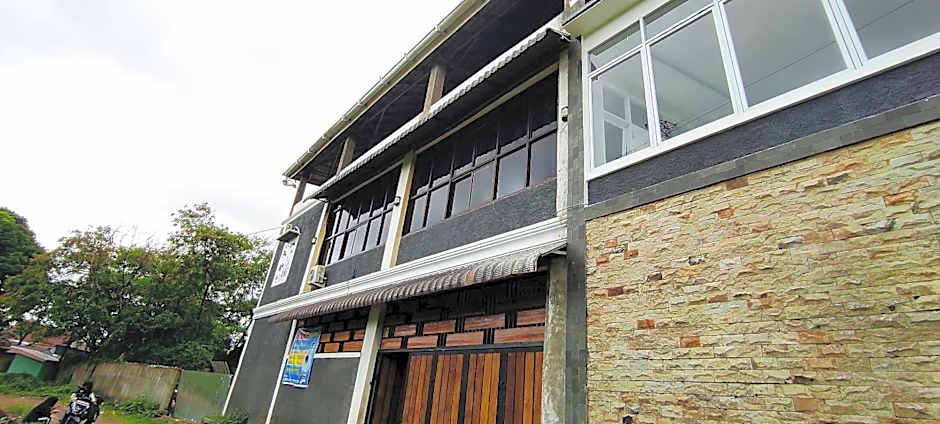 OYO 92892 Aini Homestay