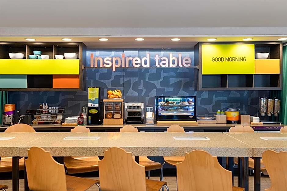 Home2 Suites by Hilton Milwaukee Brookfield