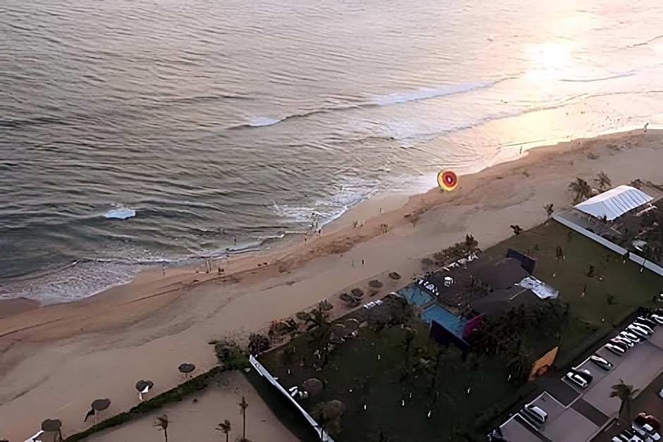 Peninsula Mazatlan 27A