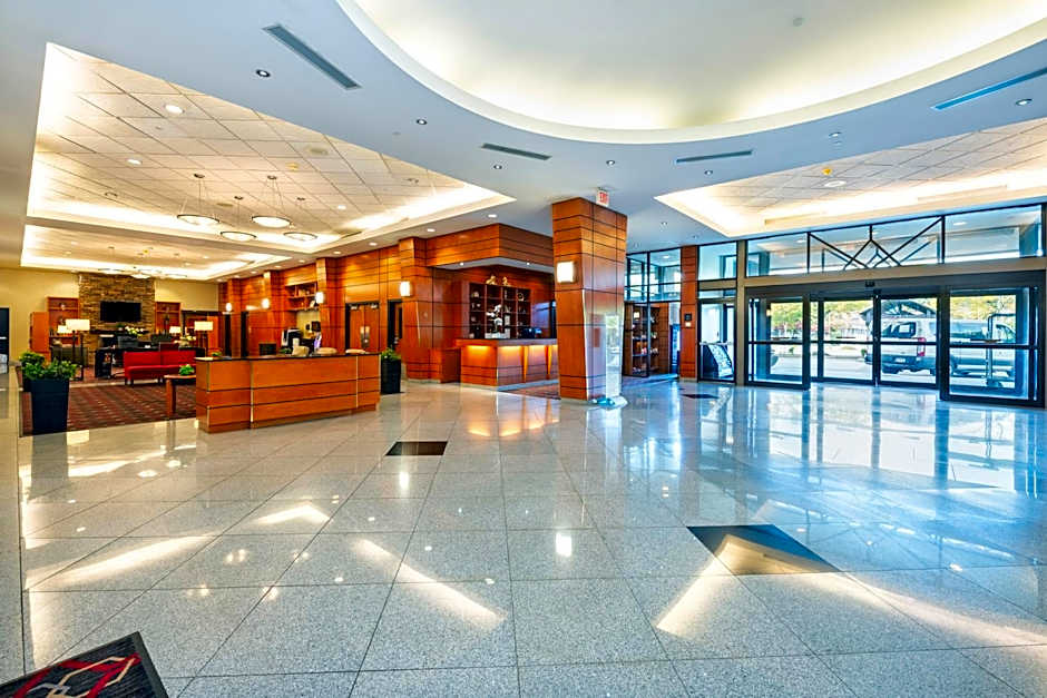 Grand Park Hotel Vancouver Airport, Ascend Hotel Collection