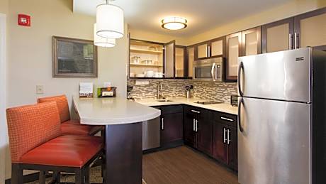 1 King 2 Double 2 Bedroom Living Dining Kitchen
