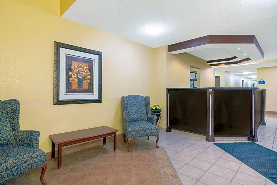 Days Inn by Wyndham Faribault