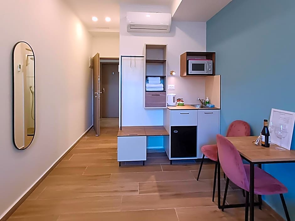 Shlomtzi Hotel