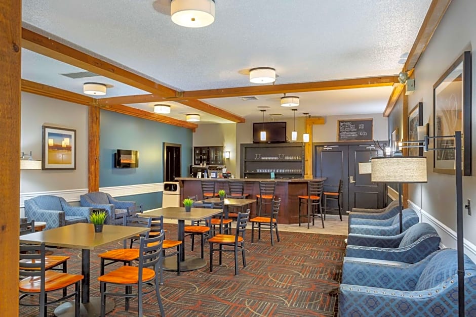 Best Western Plus Como Park – St. Paul, MN