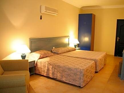 Elysee Garden Family Hotel