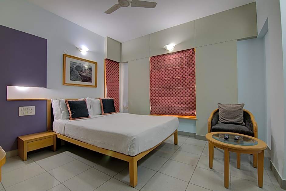 Tristar Service Apartments