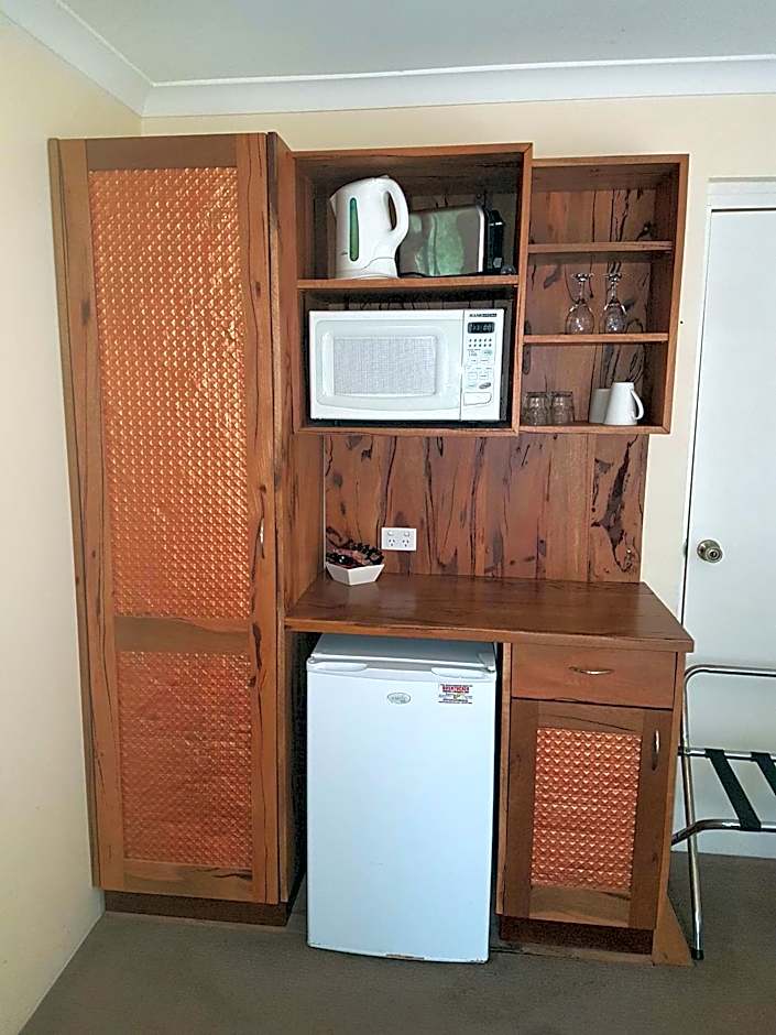 Adamsons Riverside Accommodation