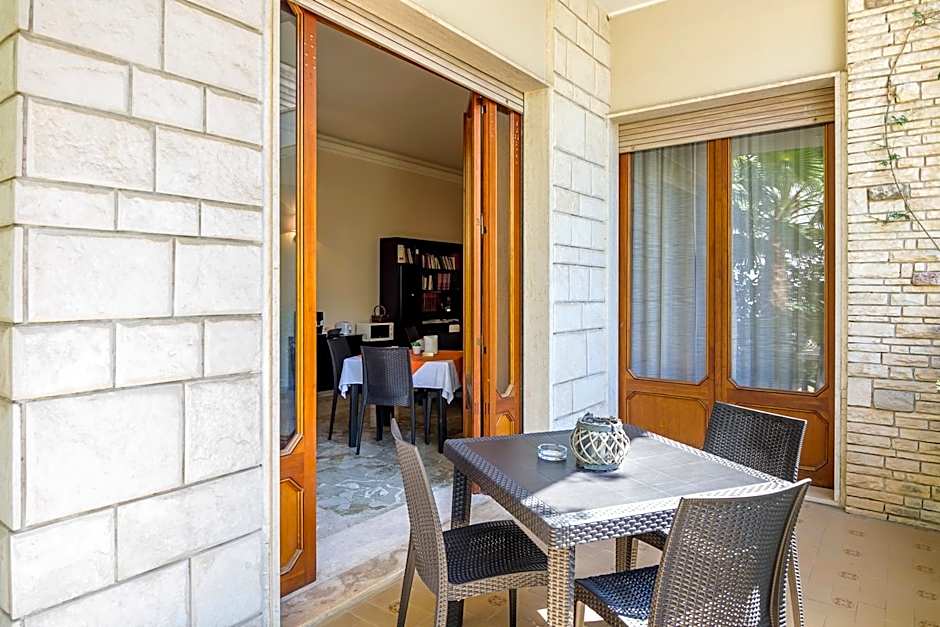 Villa Lazzari B&B Tra i due Mari