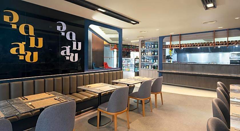 Lumen Bangkok Udomsuk Station