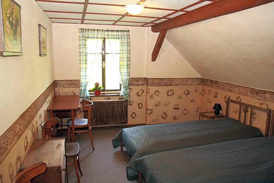 Villa Sunshine / Slunečna Vila