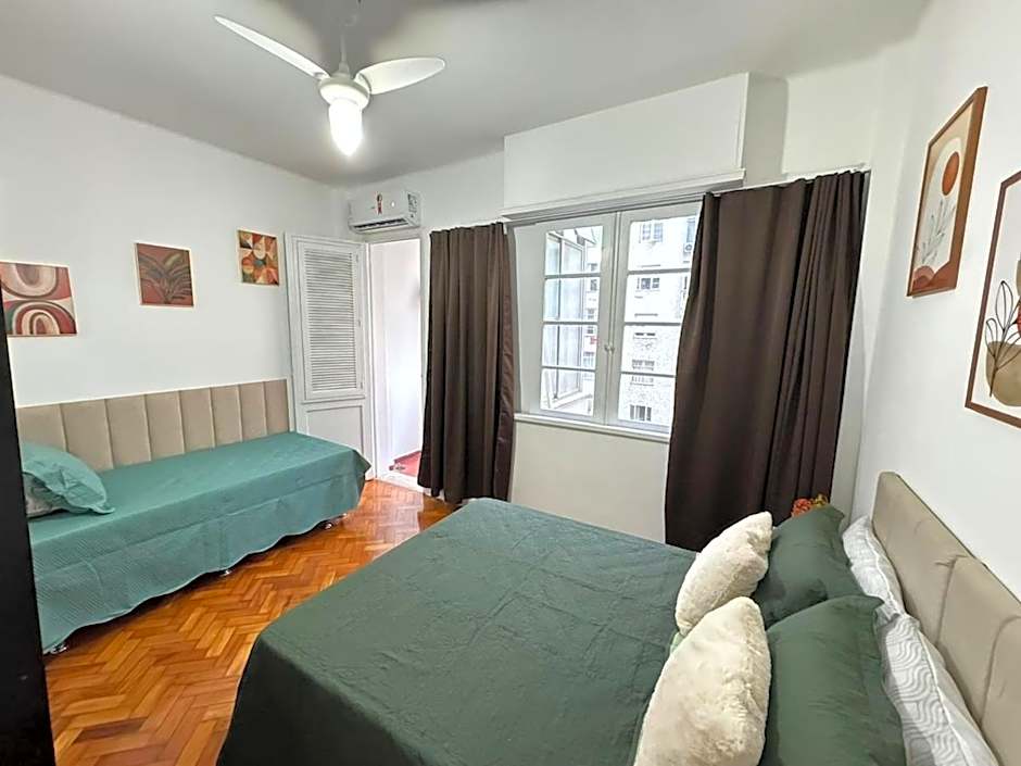 7 Minutos da Praia e Copacabana Palace CM13-503