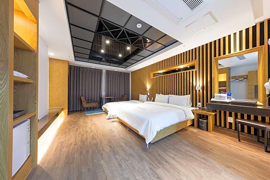 Gwangju Chungjangro Stay Hotel