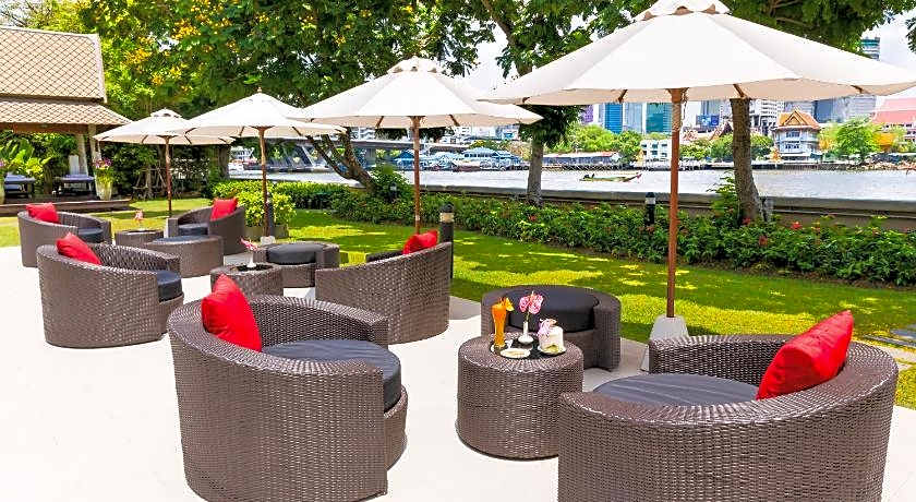 Ibis Bangkok Riverside