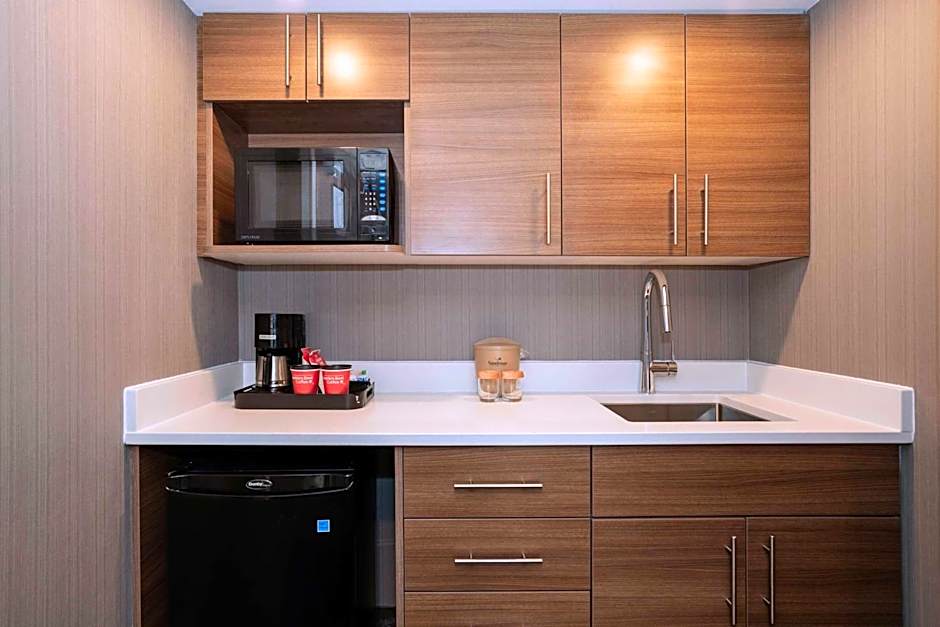 Sandman Signature Calgary Downtown Hotel