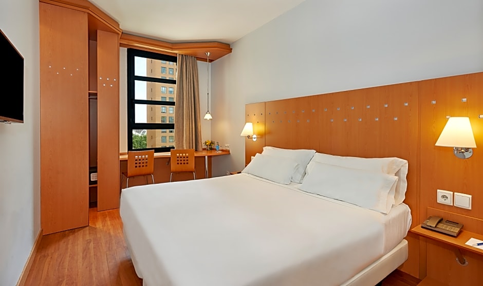 NH Express Las Artes