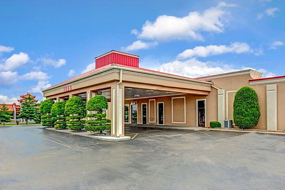 Ramada by Wyndham Murfreesboro